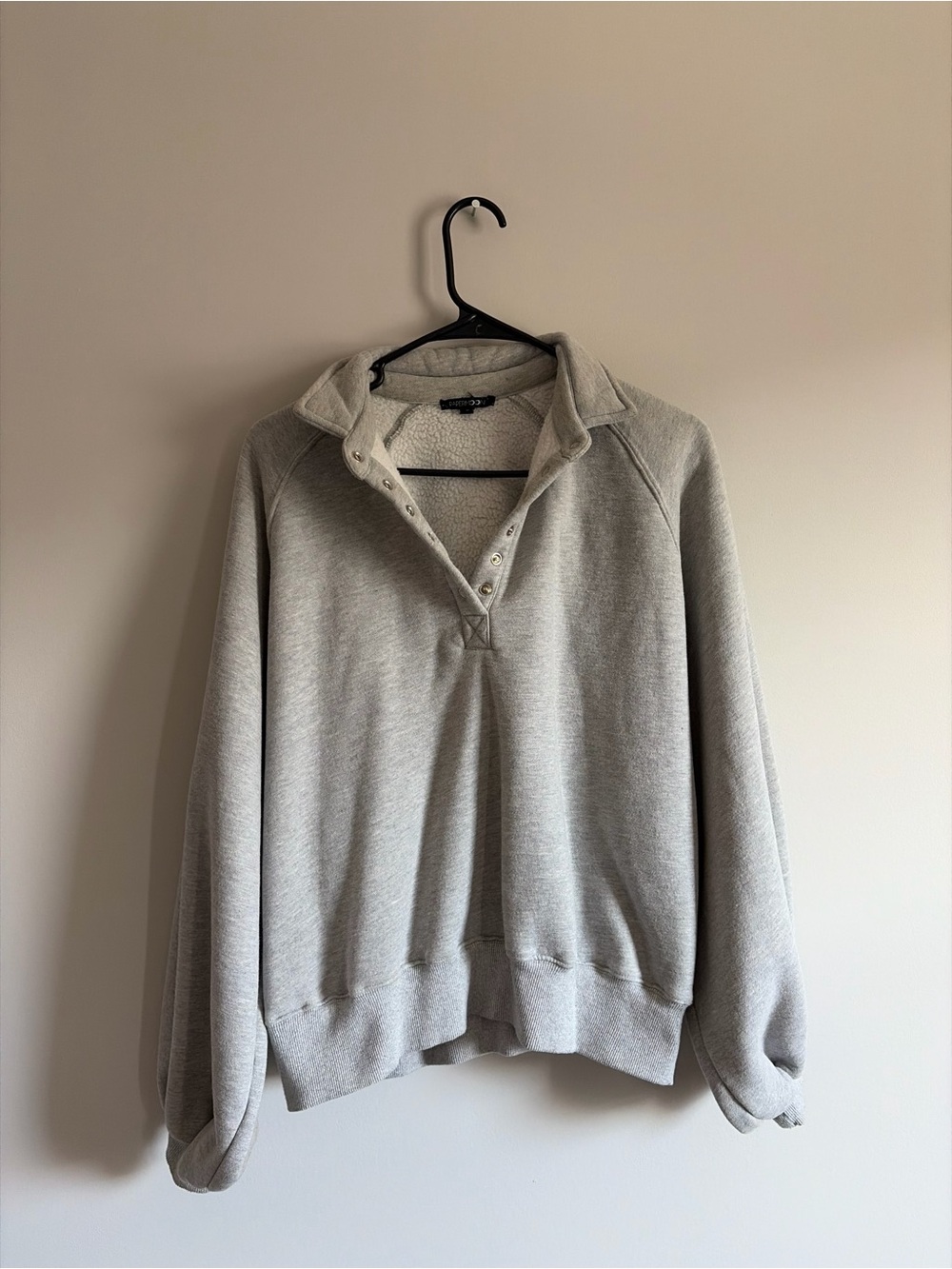 Women's Light Gray Snap-Front Pullover Sweatshirt